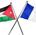 Two flags crossed: Palestine (black, white, green with red triangle) and France (blue, white, red)