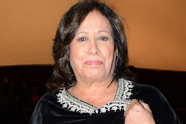 وعكة صحية تلم بالفنانه الكويتيه حياة الفهد