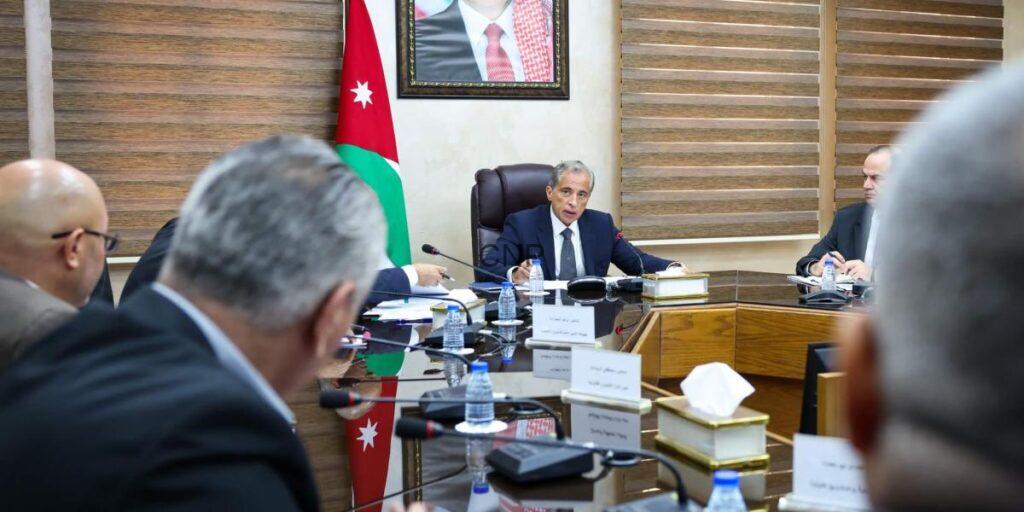 رئيس الوزراء الدكتور جعفر حسَّان، يترأس اليوم الأربعاء، الاجتماع الأوَّل لمجلس أمناء الأكاديميَّة الأردنيَّة للإدارة الحكوميَّة، التي تأسَّست خلفاً قانونيَّاً لمعهد الإدارة العامَّة.