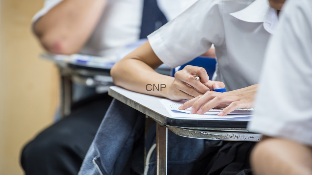 أكثر من 65 ألف طالب “توجيهي” يتقدمون اليوم لامتحانات اللغة الإنجليزية